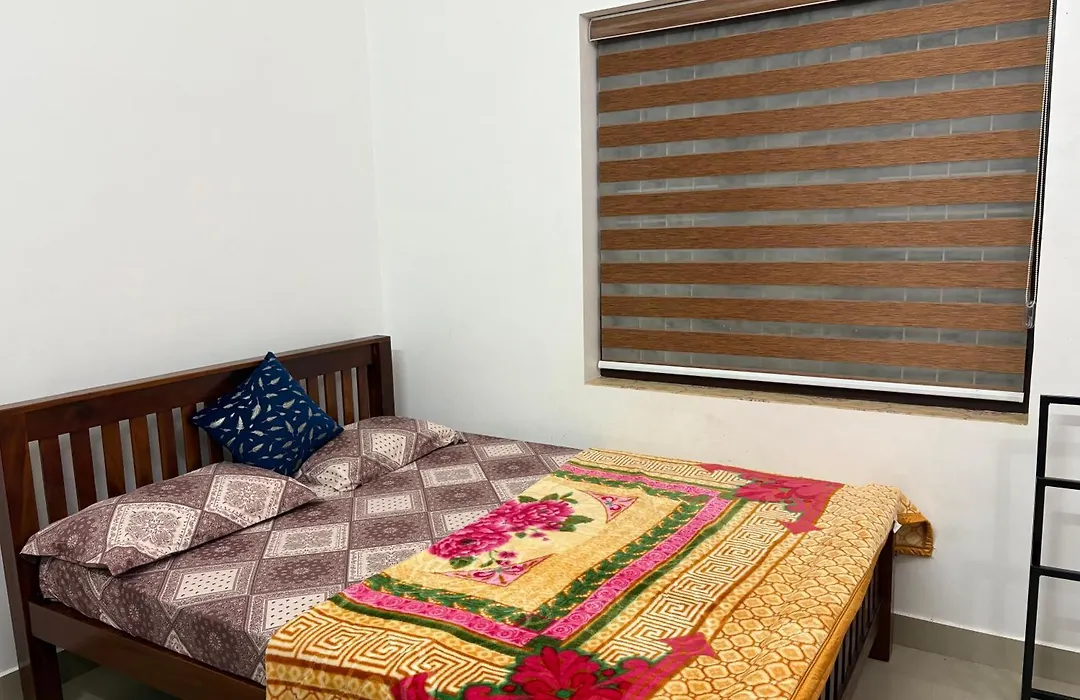 Moms Villa-1